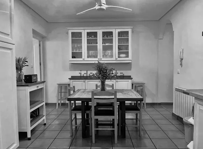 Foto de cocina en un piso en alquiler