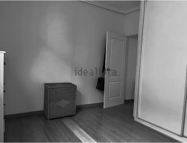 Foto de dormitorio en un piso en alquiler
