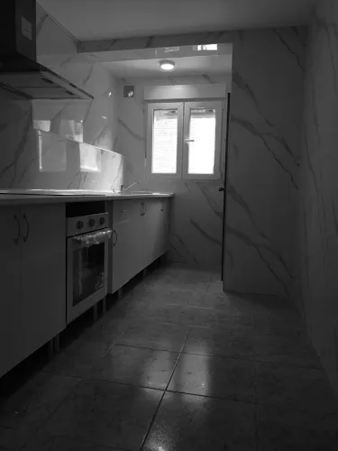 Foto de cocina en un piso en alquiler