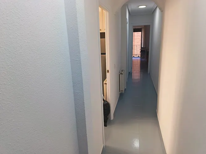 Foto de pasillo en un piso en alquiler