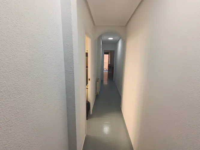 Foto de pasillo en un piso en alquiler
