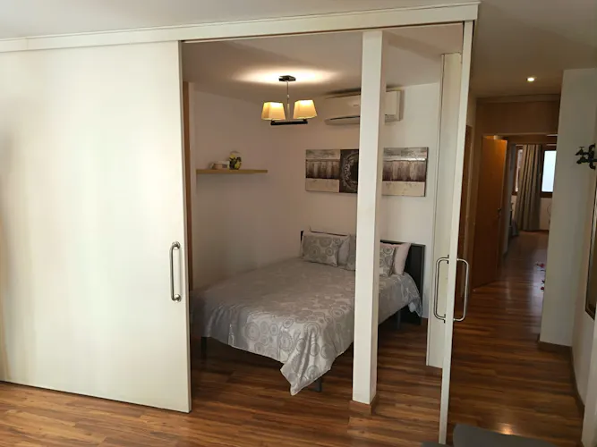 Foto de dormitorio en un piso en alquiler