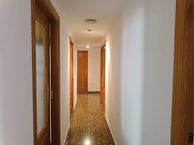 Foto de pasillo en un piso en alquiler
