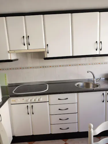 Foto de cocina en un piso en alquiler