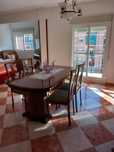 Foto de comedor en un piso en alquiler