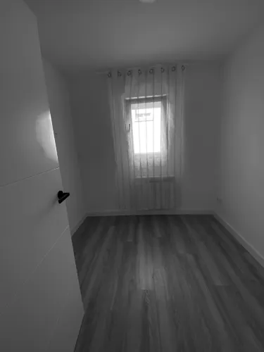 Foto de dormitorio en un piso en alquiler