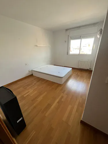 Foto de dormitorio en un piso en alquiler