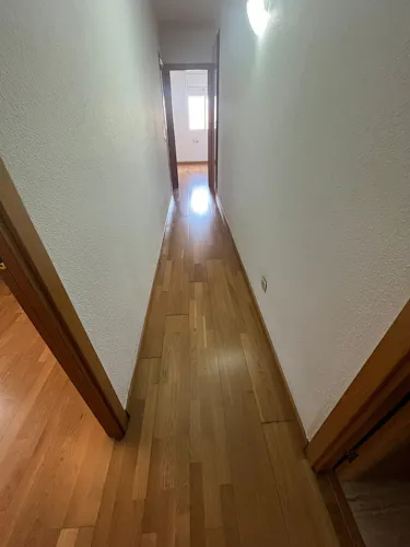 Foto de pasillo en un piso en alquiler