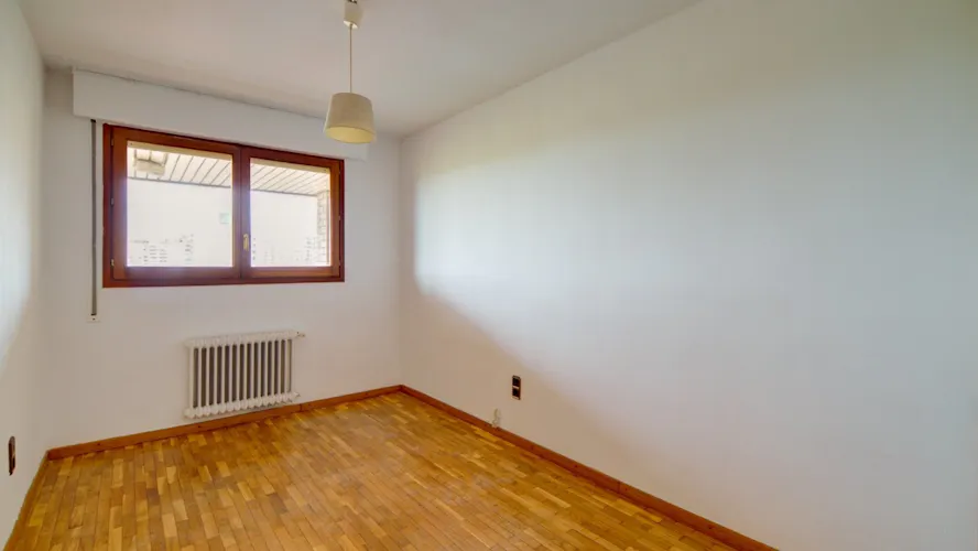Foto de dormitorio en un piso en alquiler