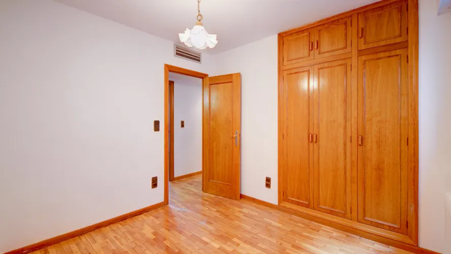 Foto de dormitorio en un piso en alquiler