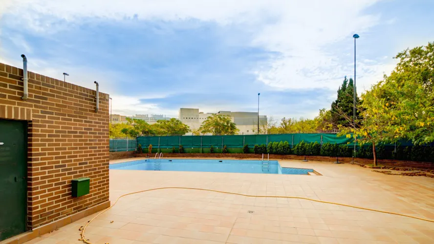 Foto de piscina en un piso en alquiler