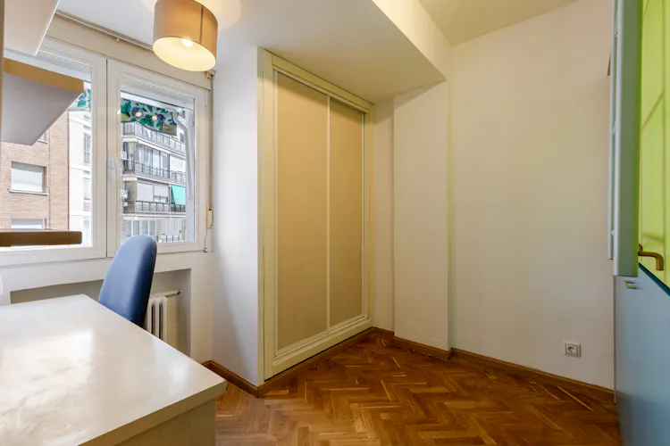 Foto de dormitorio en un piso en alquiler