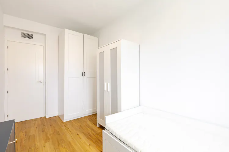 Foto de dormitorio en un piso en alquiler