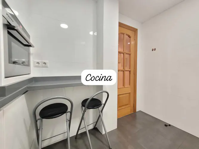 Foto de cocina en un piso en alquiler