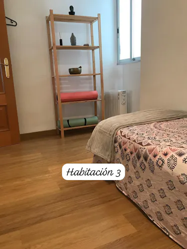 Foto de dormitorio en un piso en alquiler