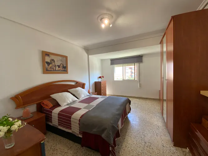 Foto de dormitorio en un piso en alquiler