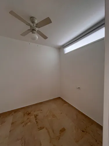 Foto de dormitorio en un piso en alquiler