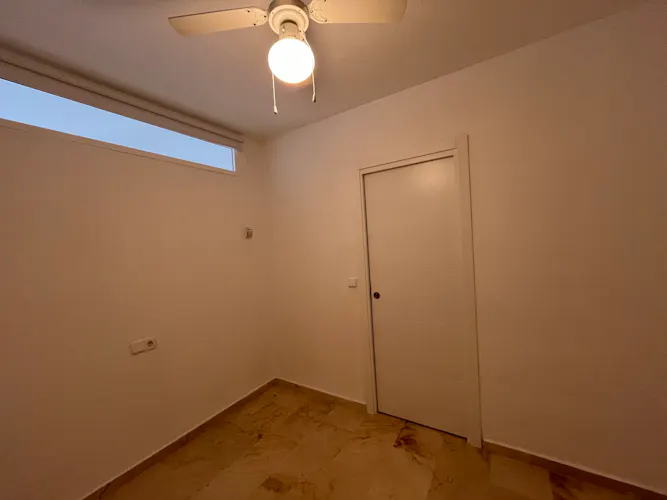 Foto de dormitorio en un piso en alquiler