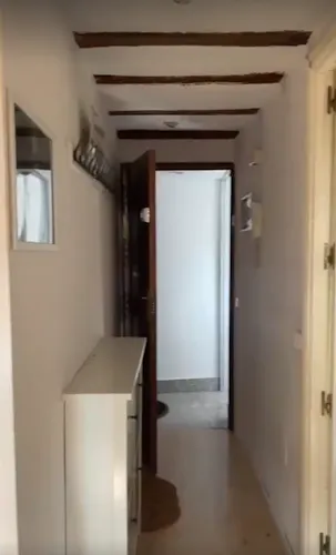 Foto de pasillo en un piso en alquiler