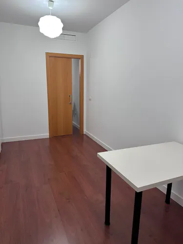 Foto de habitación en un piso en alquiler