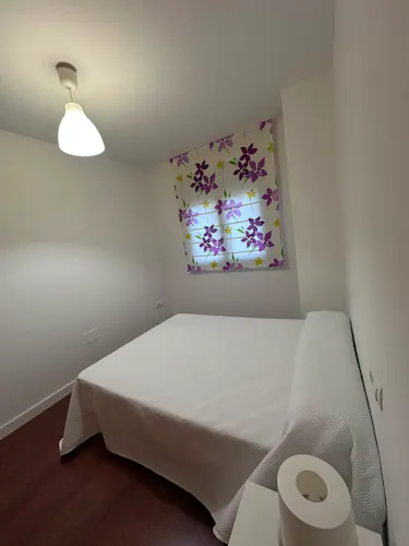 Foto de dormitorio en un piso en alquiler