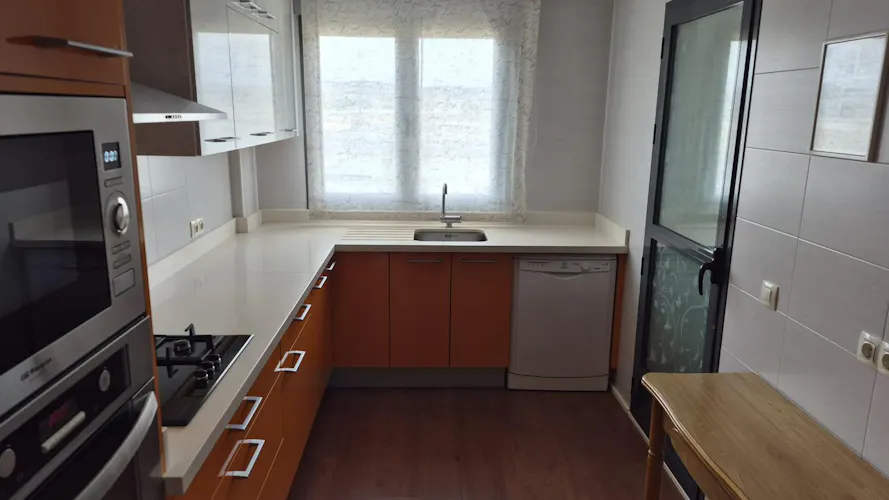Foto de cocina en un piso en alquiler