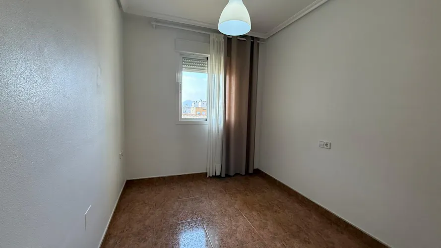 Foto de dormitorio en un piso en alquiler
