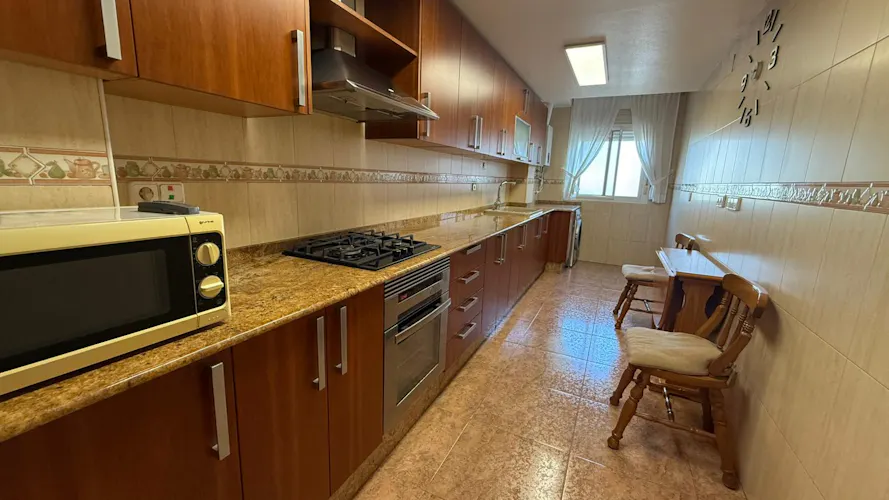 Foto de cocina en un piso en alquiler