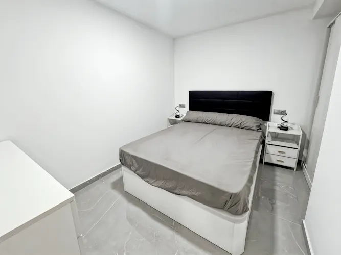 Foto de dormitorio en un piso en alquiler