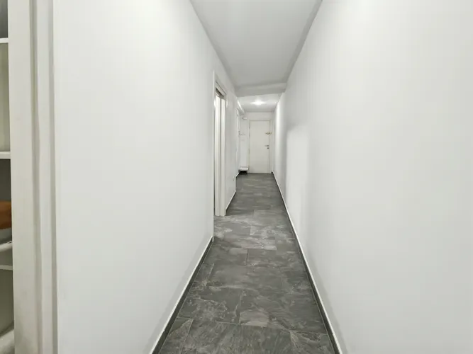 Foto de pasillo en un piso en alquiler