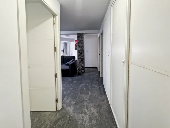 Foto de pasillo en un piso en alquiler