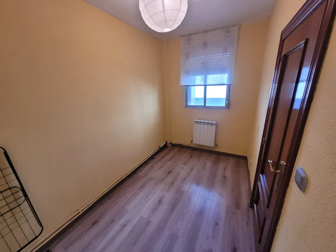 Foto de habitación en un piso en alquiler