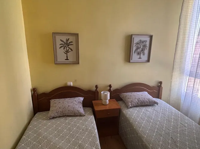 Foto de dormitorio en un piso en alquiler