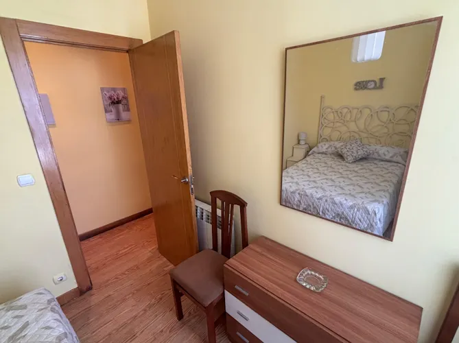 Foto de dormitorio en un piso en alquiler