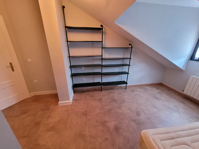 Foto de dormitorio en un piso en alquiler