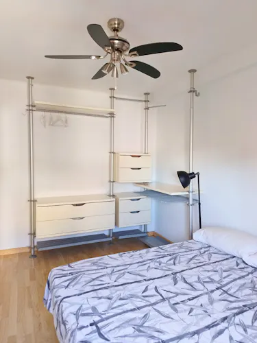 Foto de dormitorio en un piso en alquiler