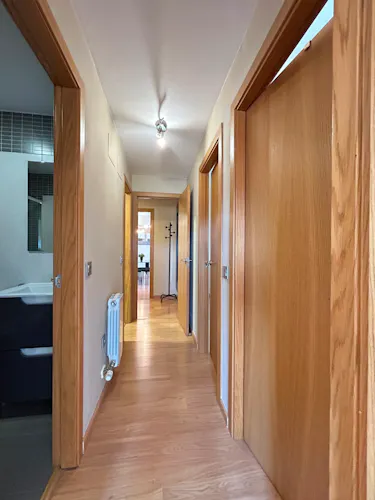 Foto de pasillo en un piso en alquiler