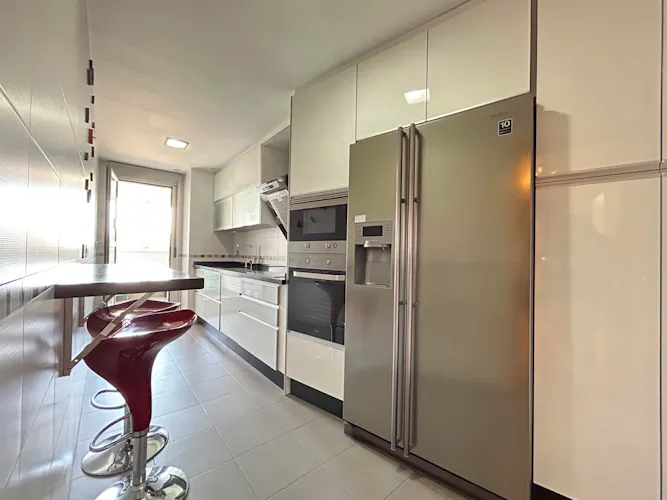 Foto de cocina en un piso en alquiler