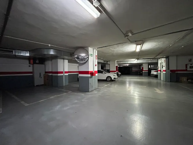 Foto de garaje en un piso en alquiler