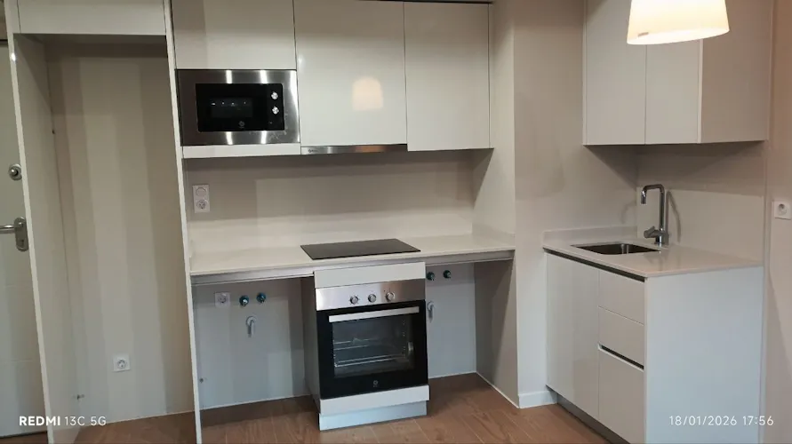 Foto de cocina en un piso en alquiler