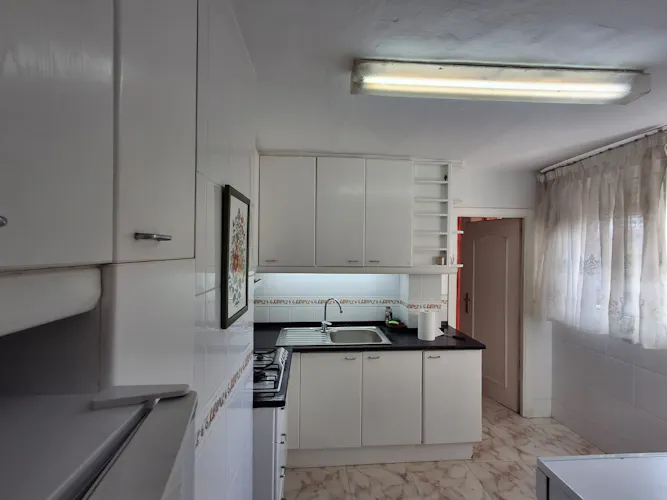 Foto de cocina en un piso en alquiler