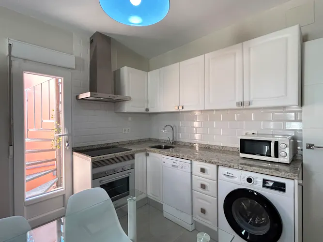 Foto de cocina en un piso en alquiler