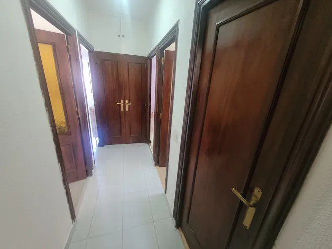 Foto de pasillo en un piso en alquiler